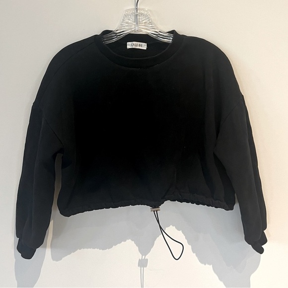 Cali Be Black Cropped Cinched Hem Long Sleeve Sweatshirt. Women’s xsmall - Picture 2 of 7